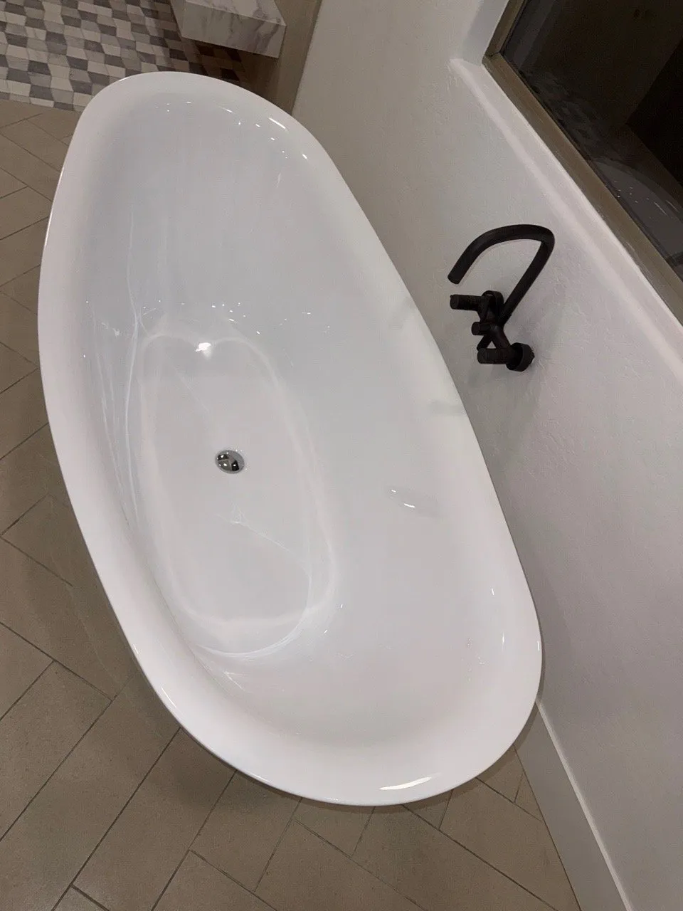 Move-in ready bathtub